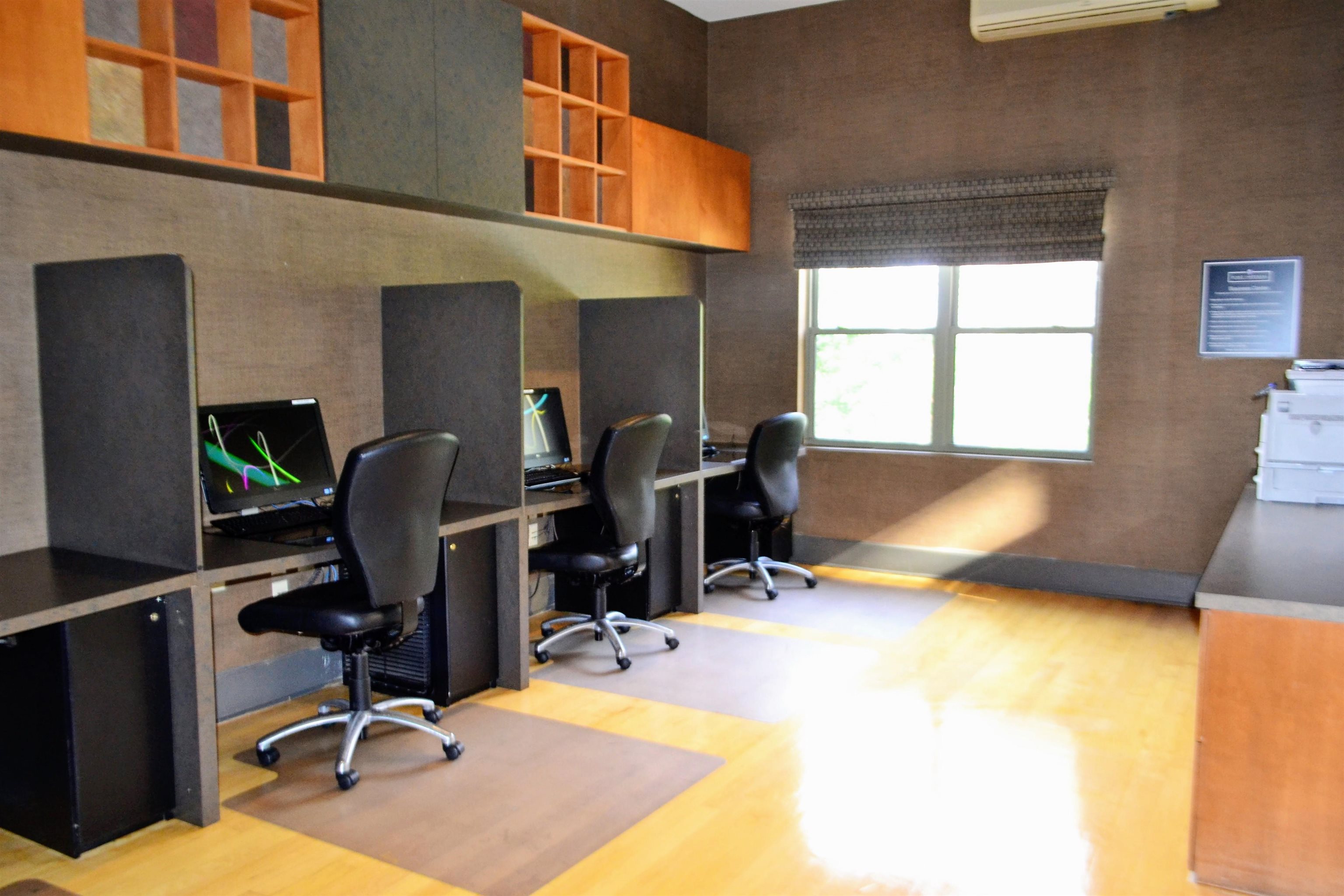 24 AVENUE AT PORT IMPERIAL Unit: 318