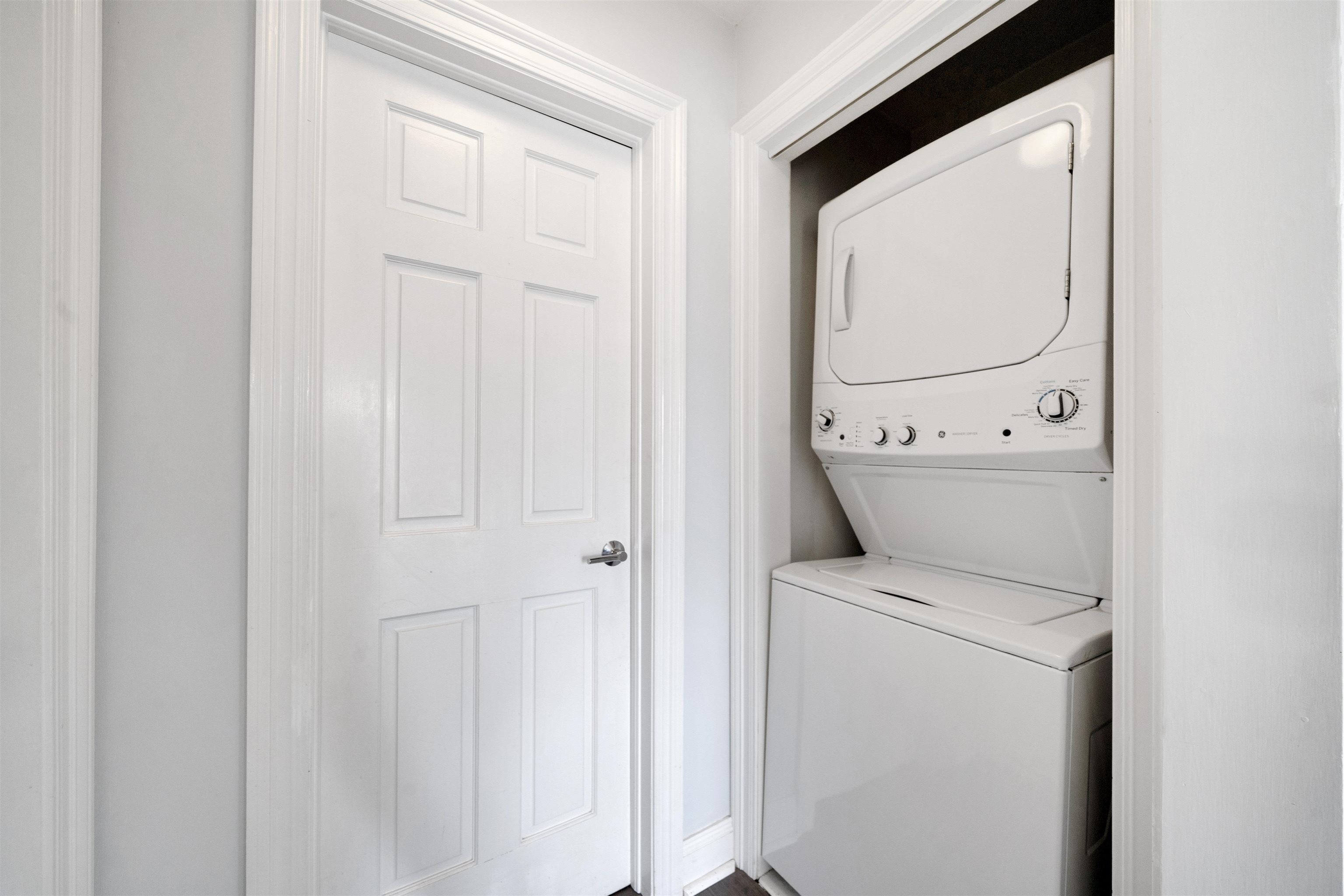 204 SHEARWATER CT WEST Unit: 33