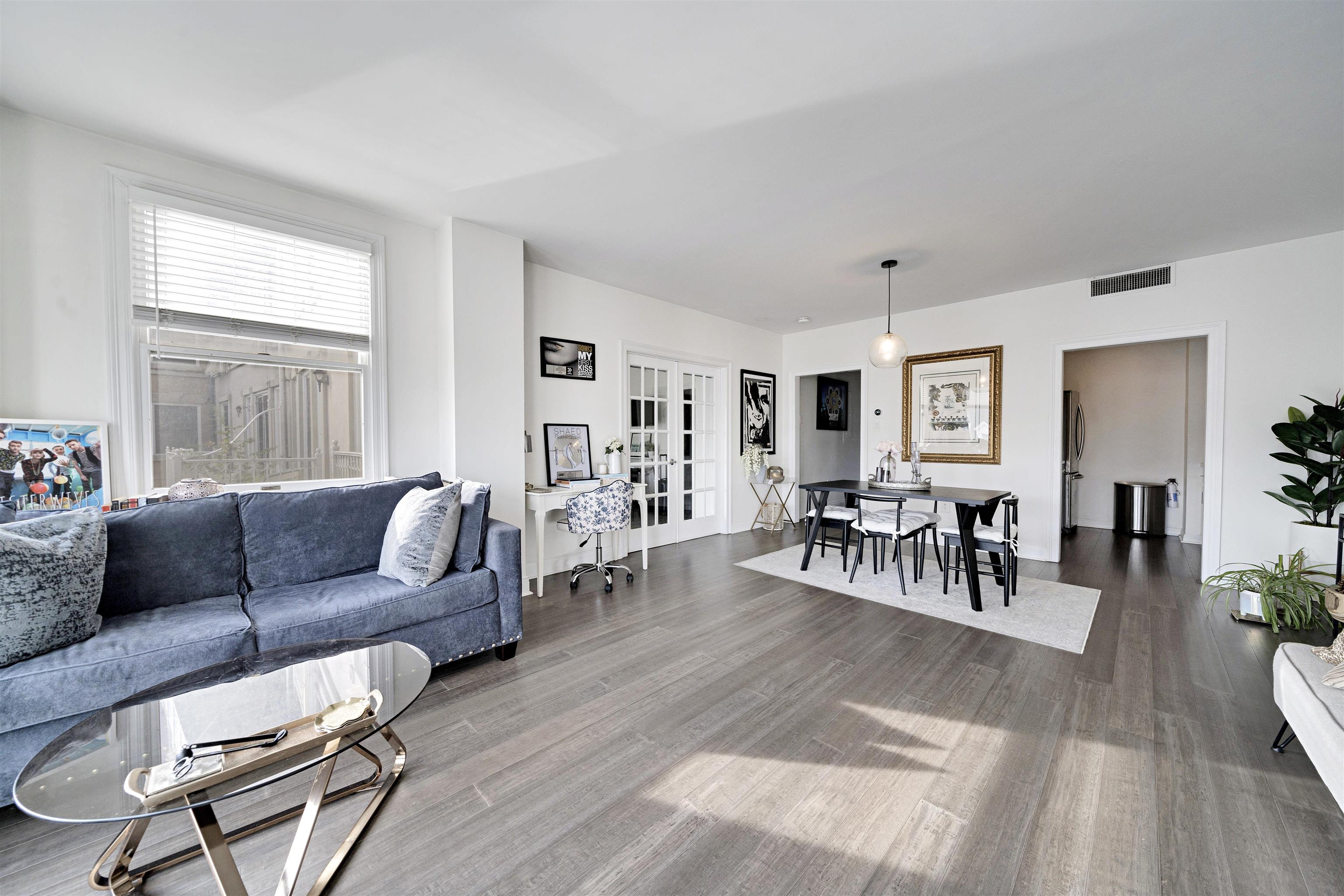 204 SHEARWATER CT WEST Unit: 33