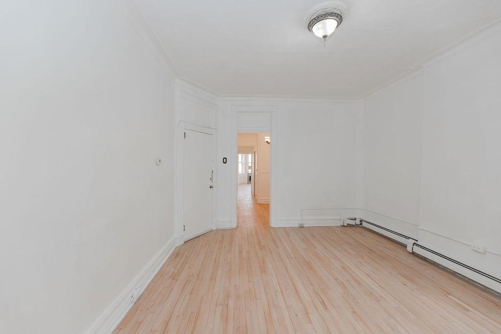 380 BALDWIN AVE Unit: 3L