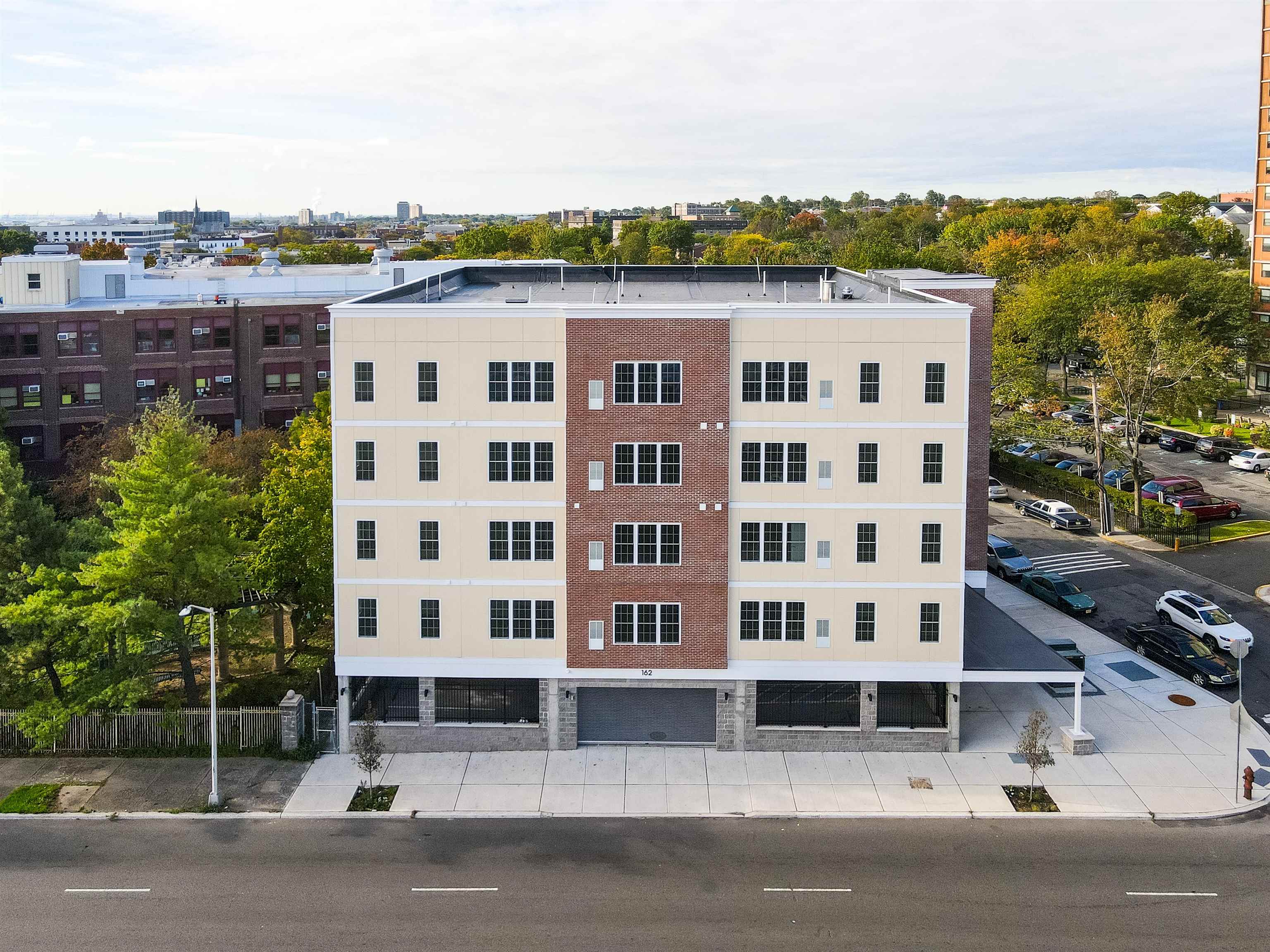 162-170 SOUTH ORANGE AVE Unit: 502