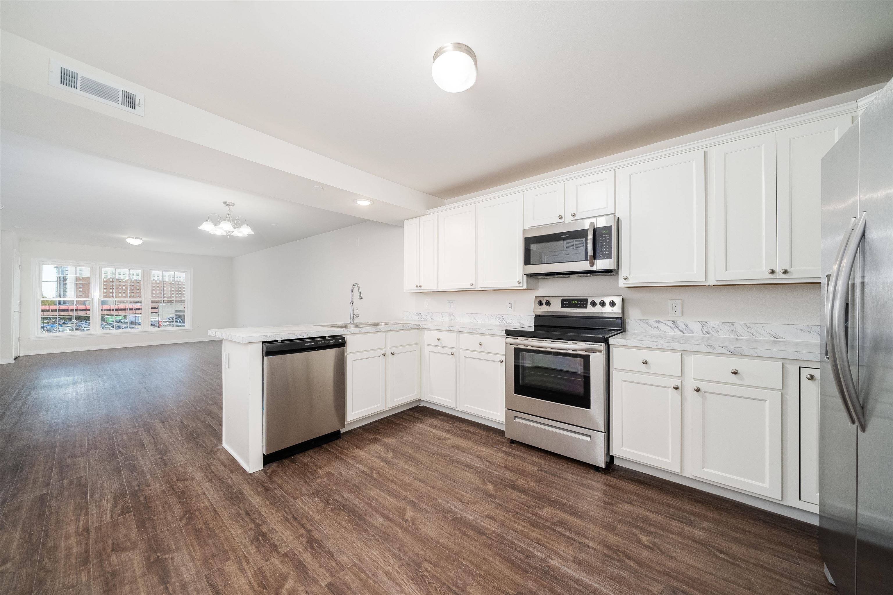 162-170 SOUTH ORANGE AVE Unit: 502