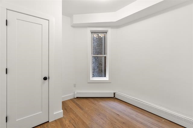 232 VAN HORNE ST Unit: 4