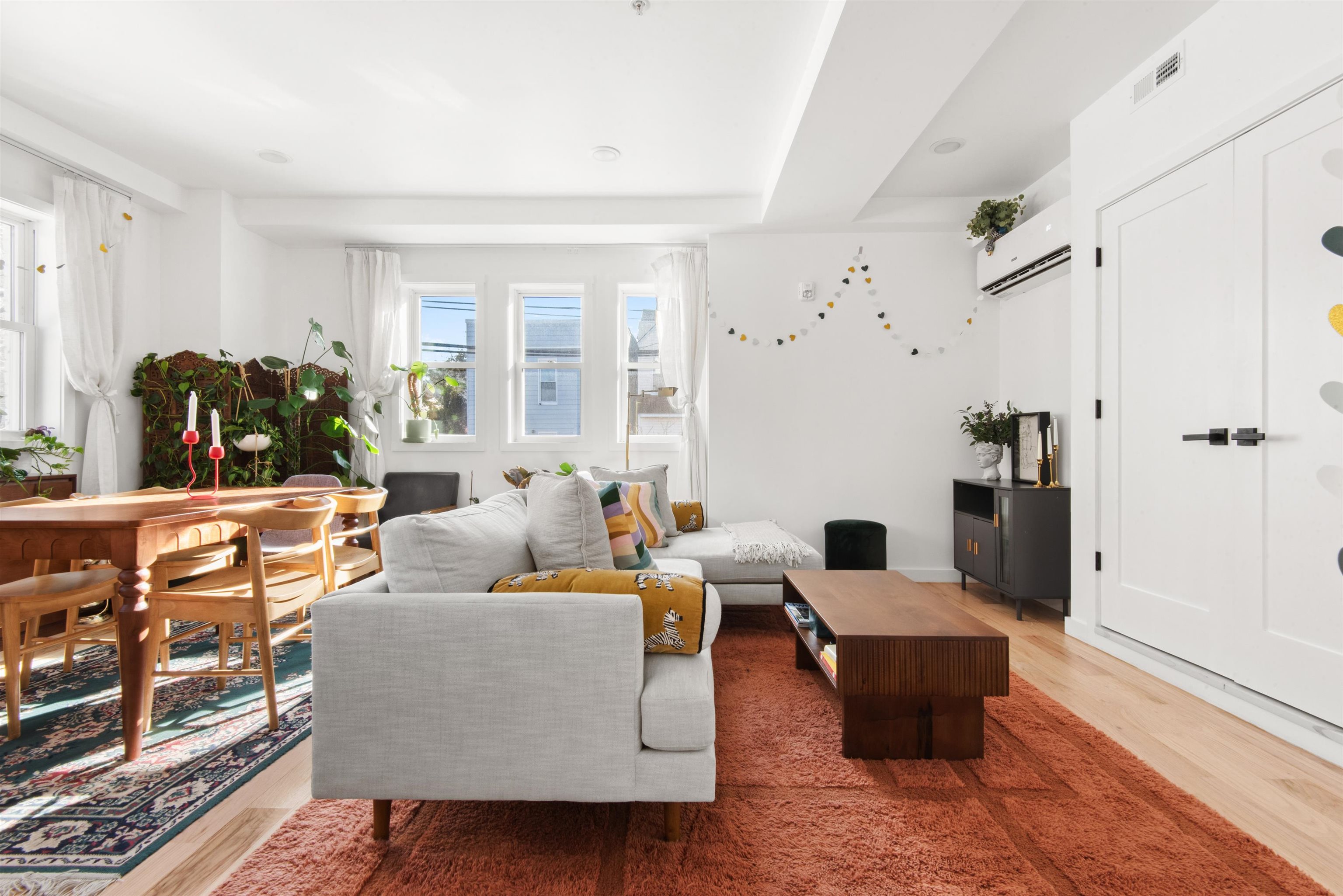 310 4TH ST Unit: 2-A