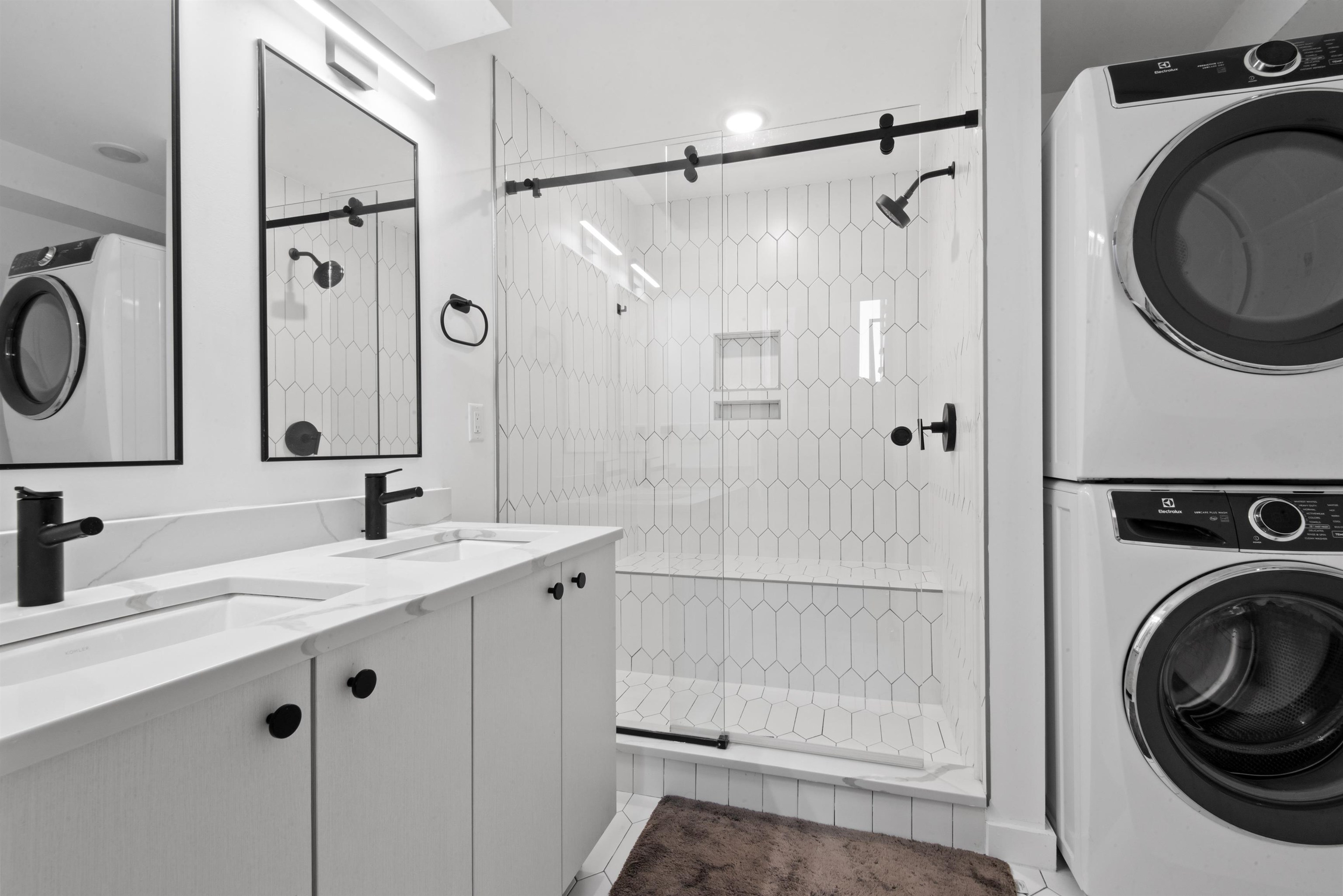 310 4TH ST Unit: 2-A