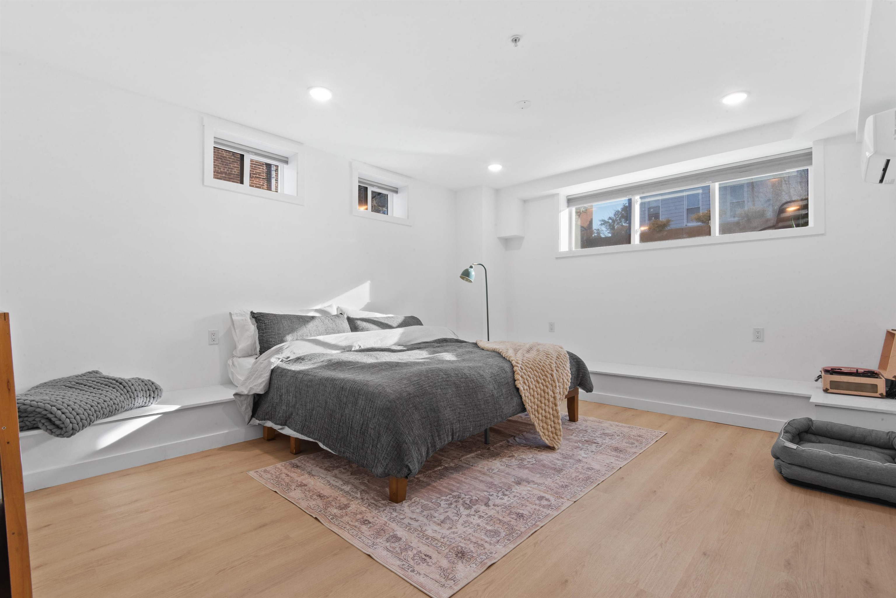 310 4TH ST Unit: 2-A