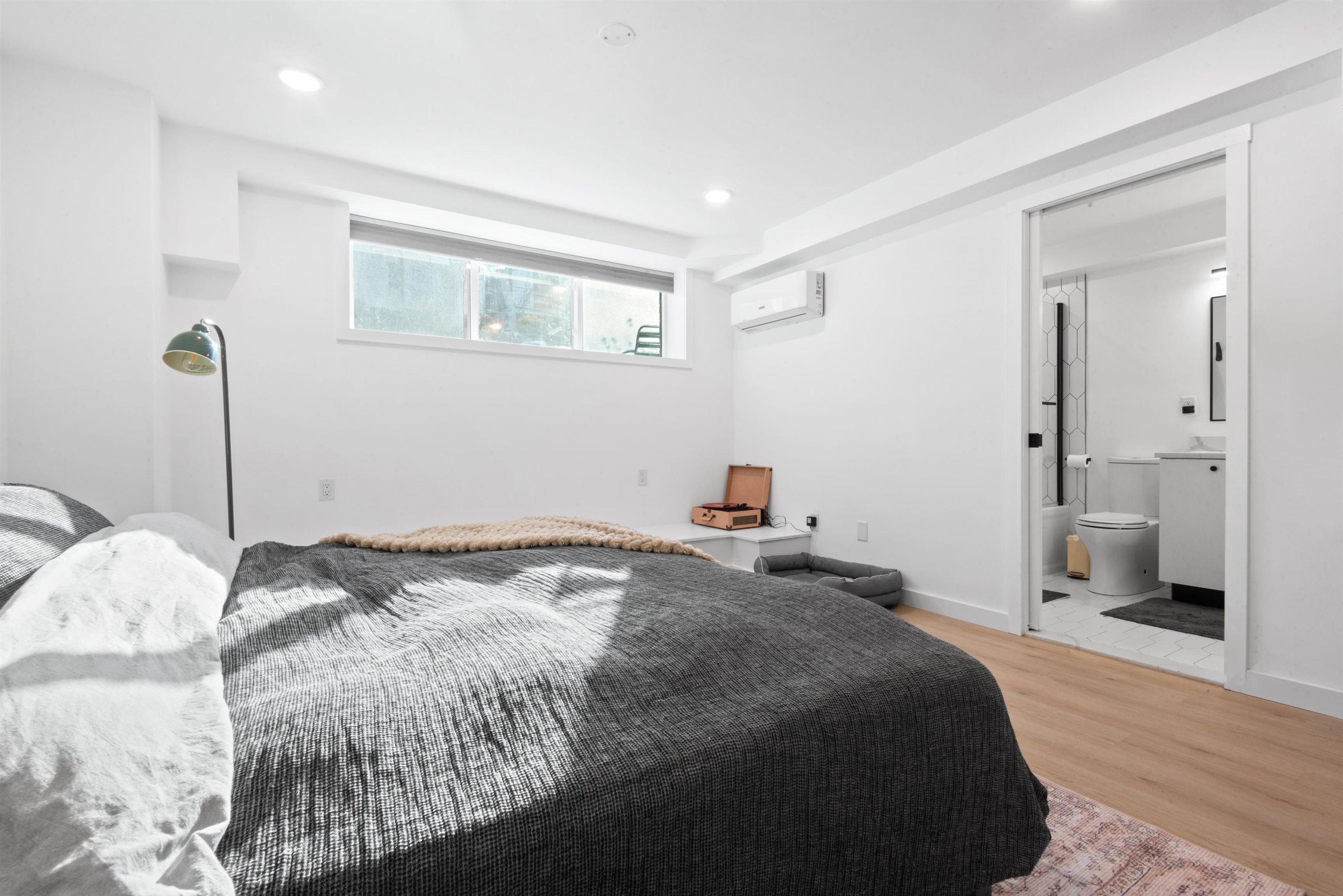 310 4TH ST Unit: 2-A