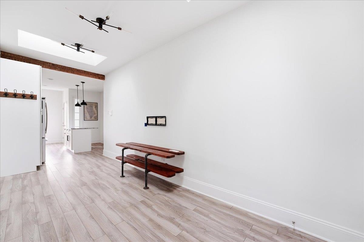 1013 PARK AVE 10TH ST Unit: 5L