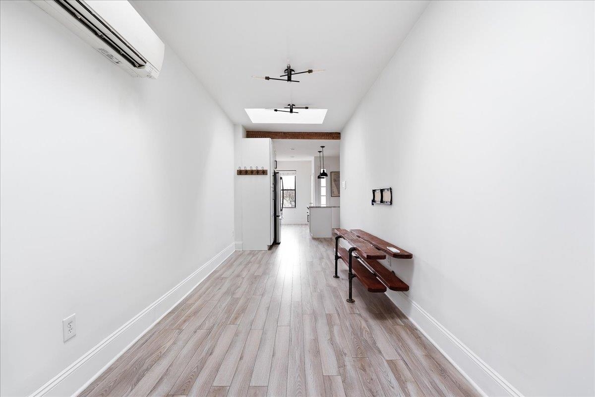 1013 PARK AVE 10TH ST Unit: 5L