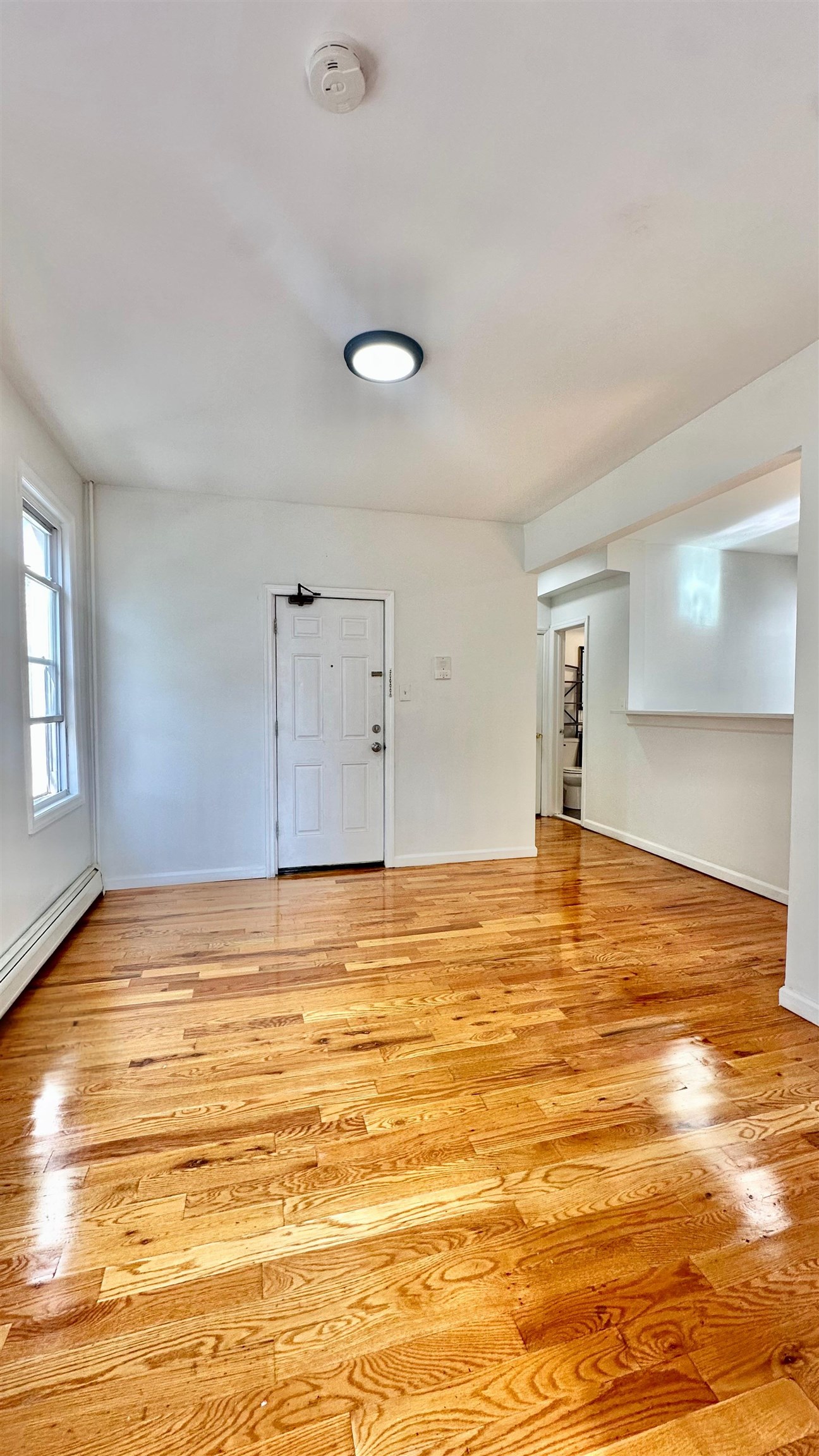 245 DUNCAN AVE Unit: 4