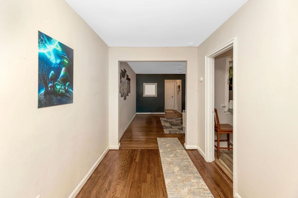 1011 AVENUE C Unit: B