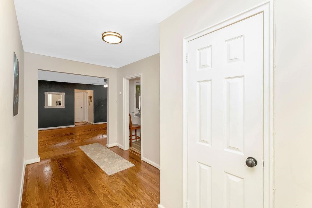 1011 AVENUE C Unit: B