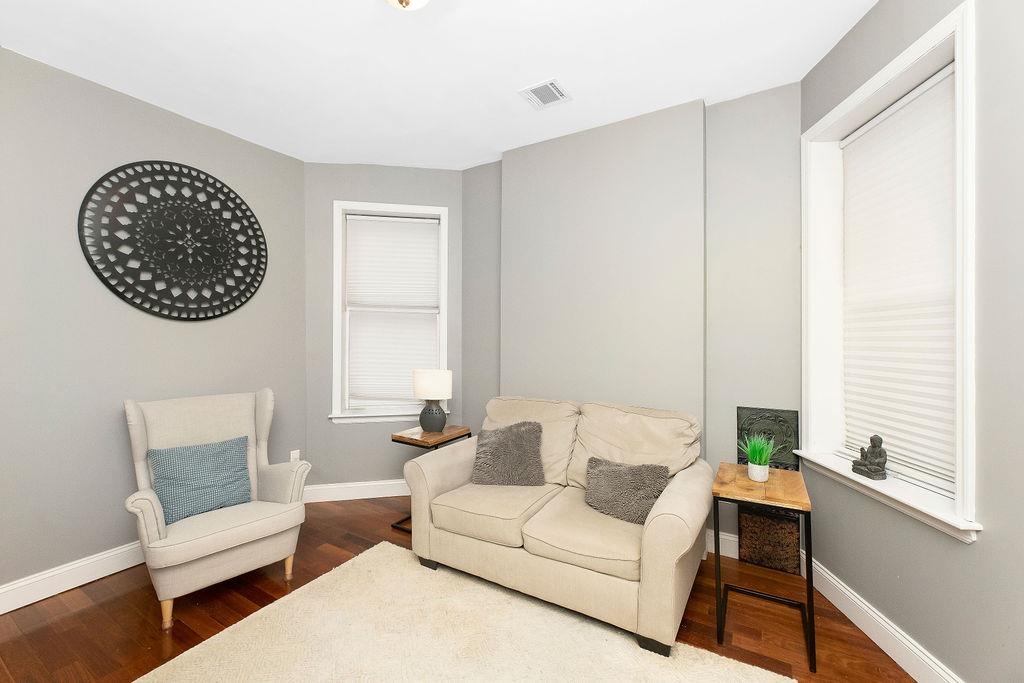 149 WEBSTER AVE Unit: 5