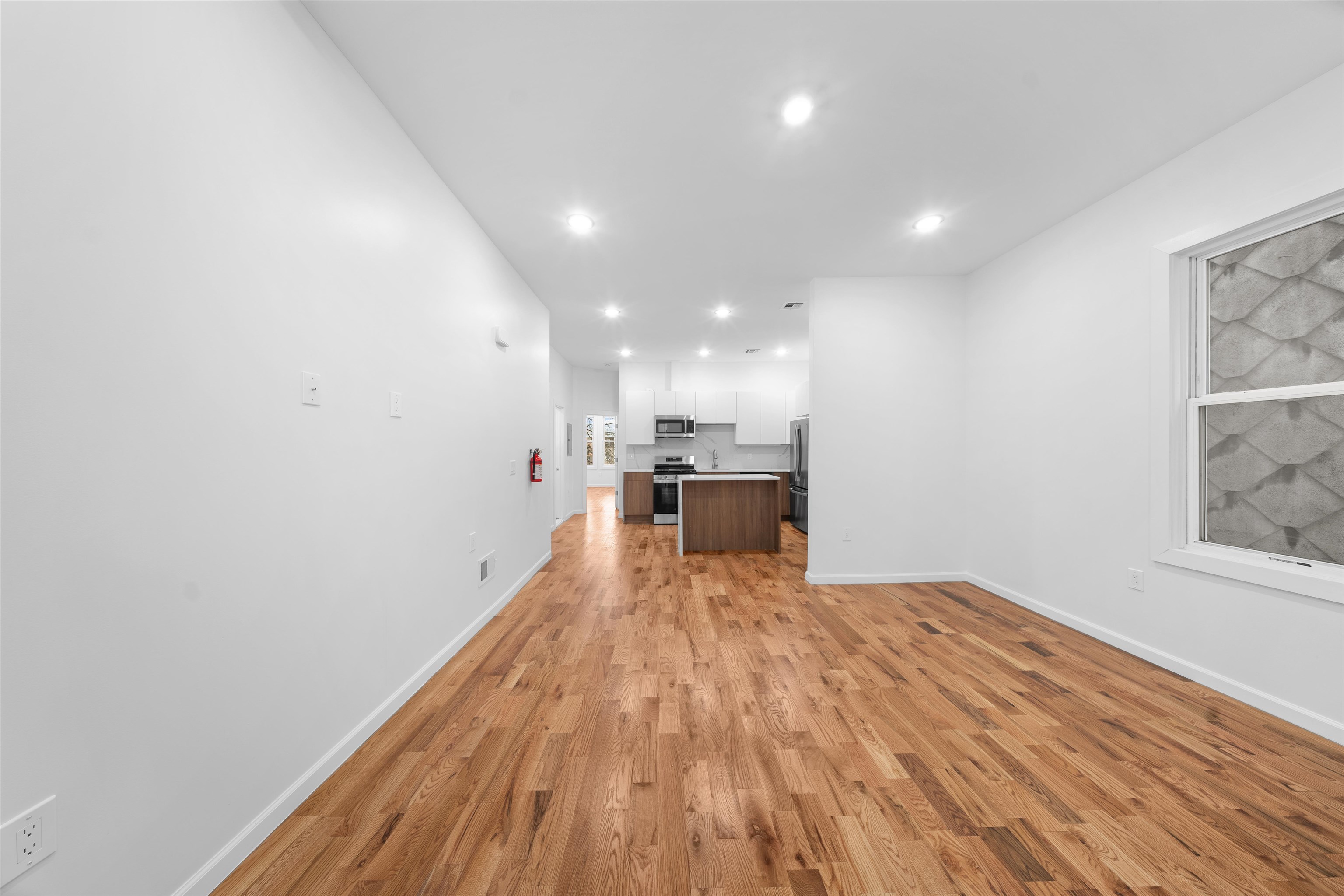 1111 53RD ST Unit: 2