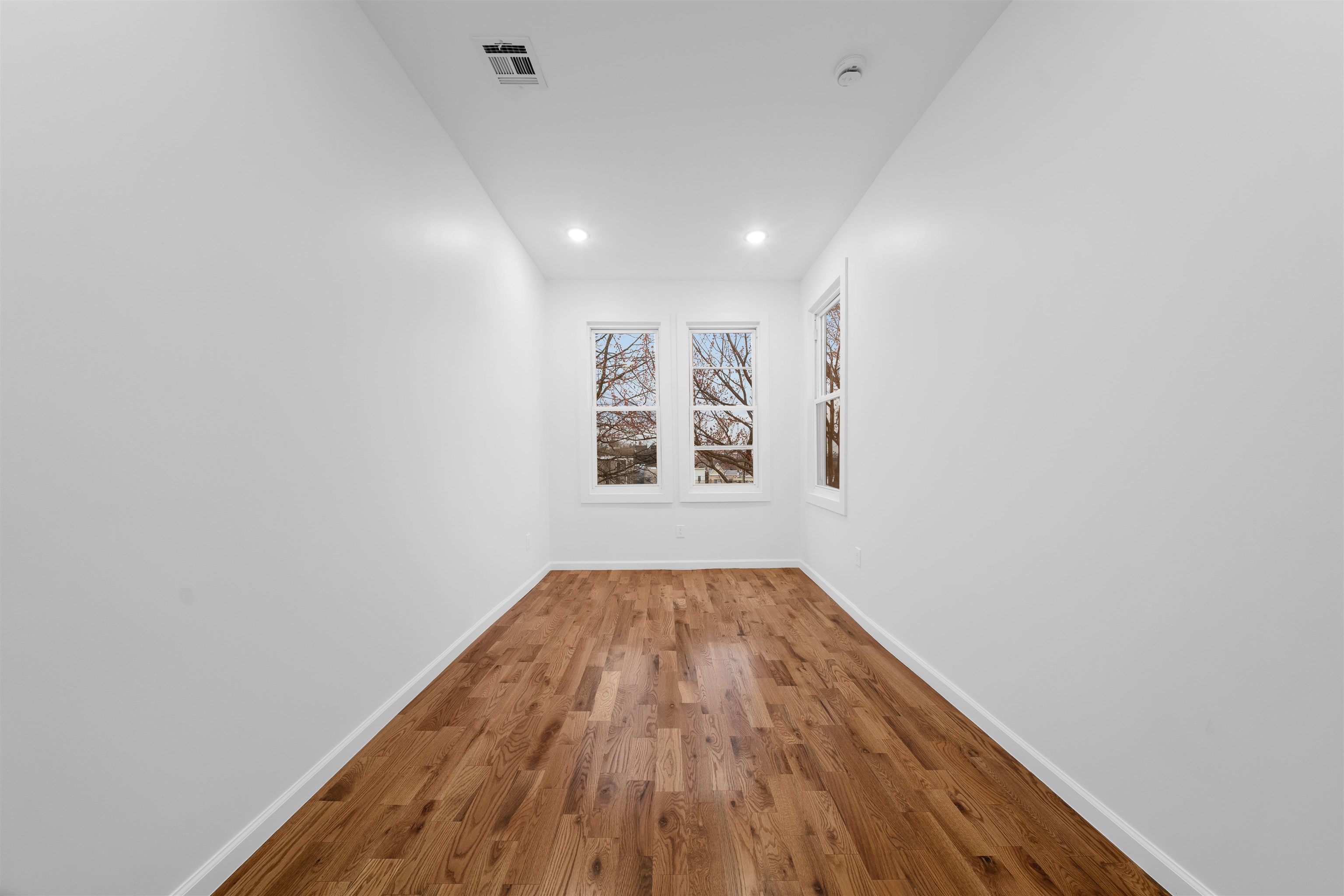 1111 53RD ST Unit: 3