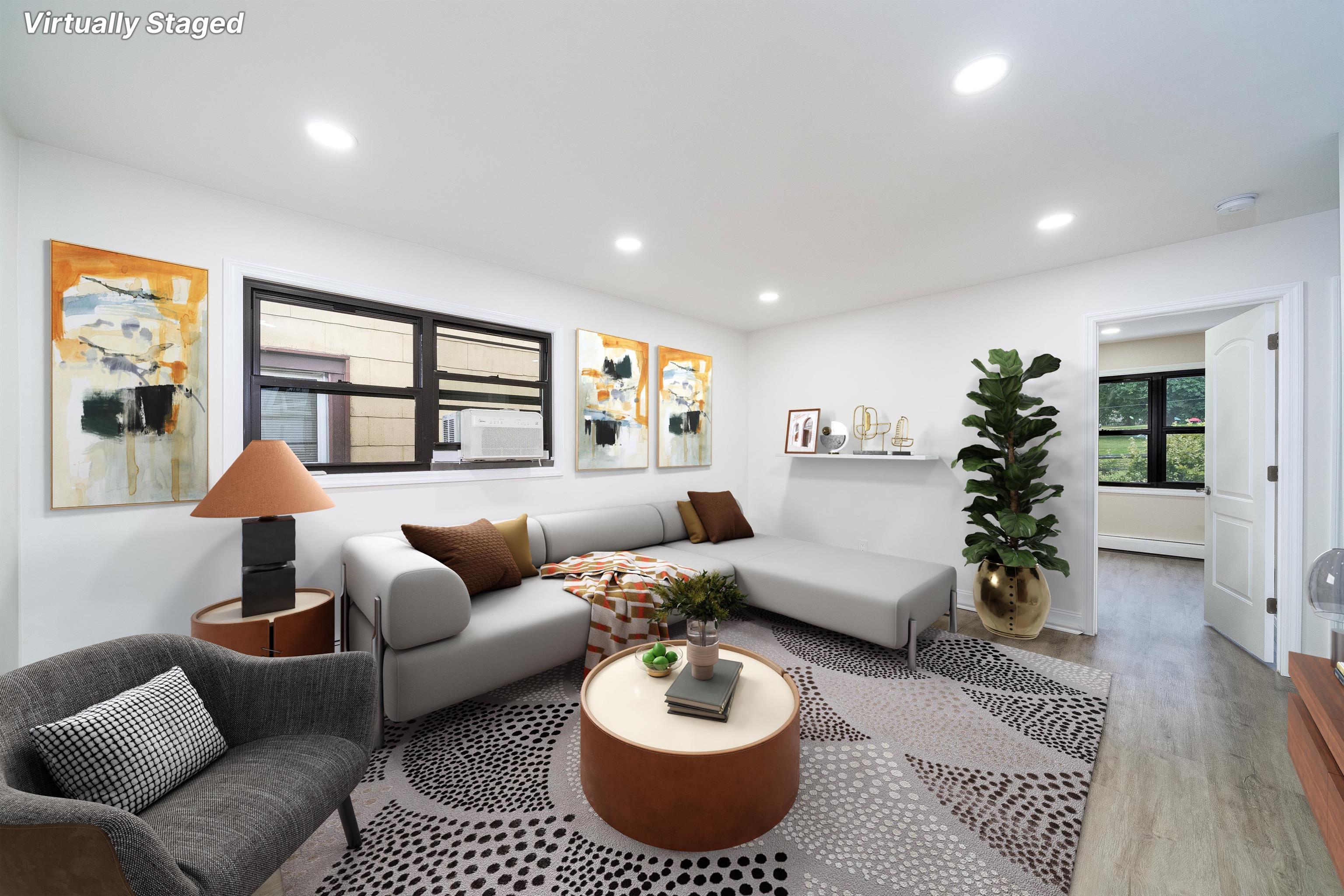 213 MANHATTAN AVE Unit: 2