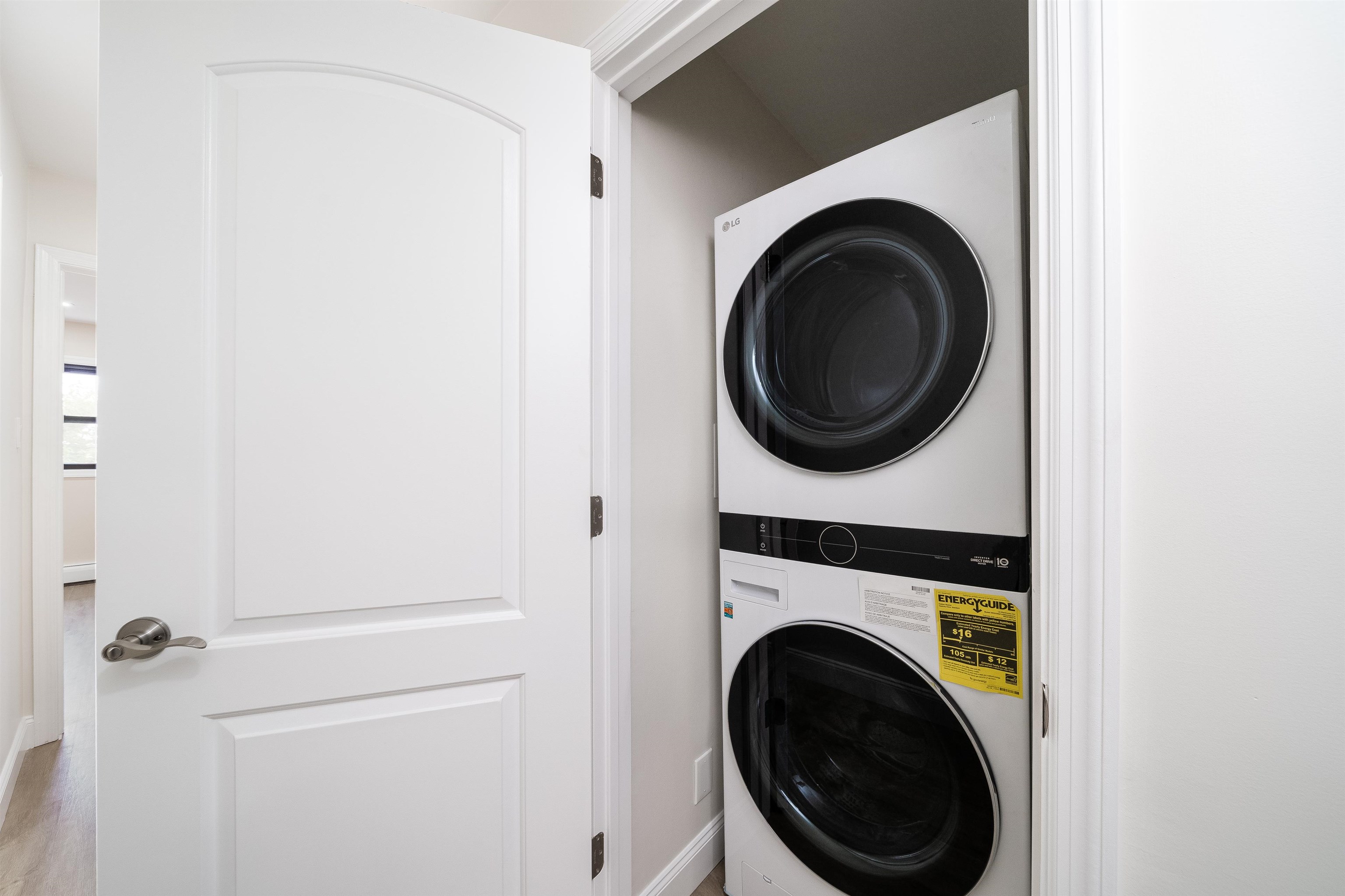 213 MANHATTAN AVE Unit: 2