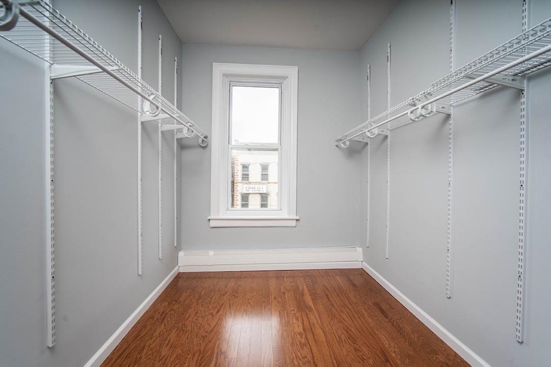 232 VAN HORNE ST Unit: 2