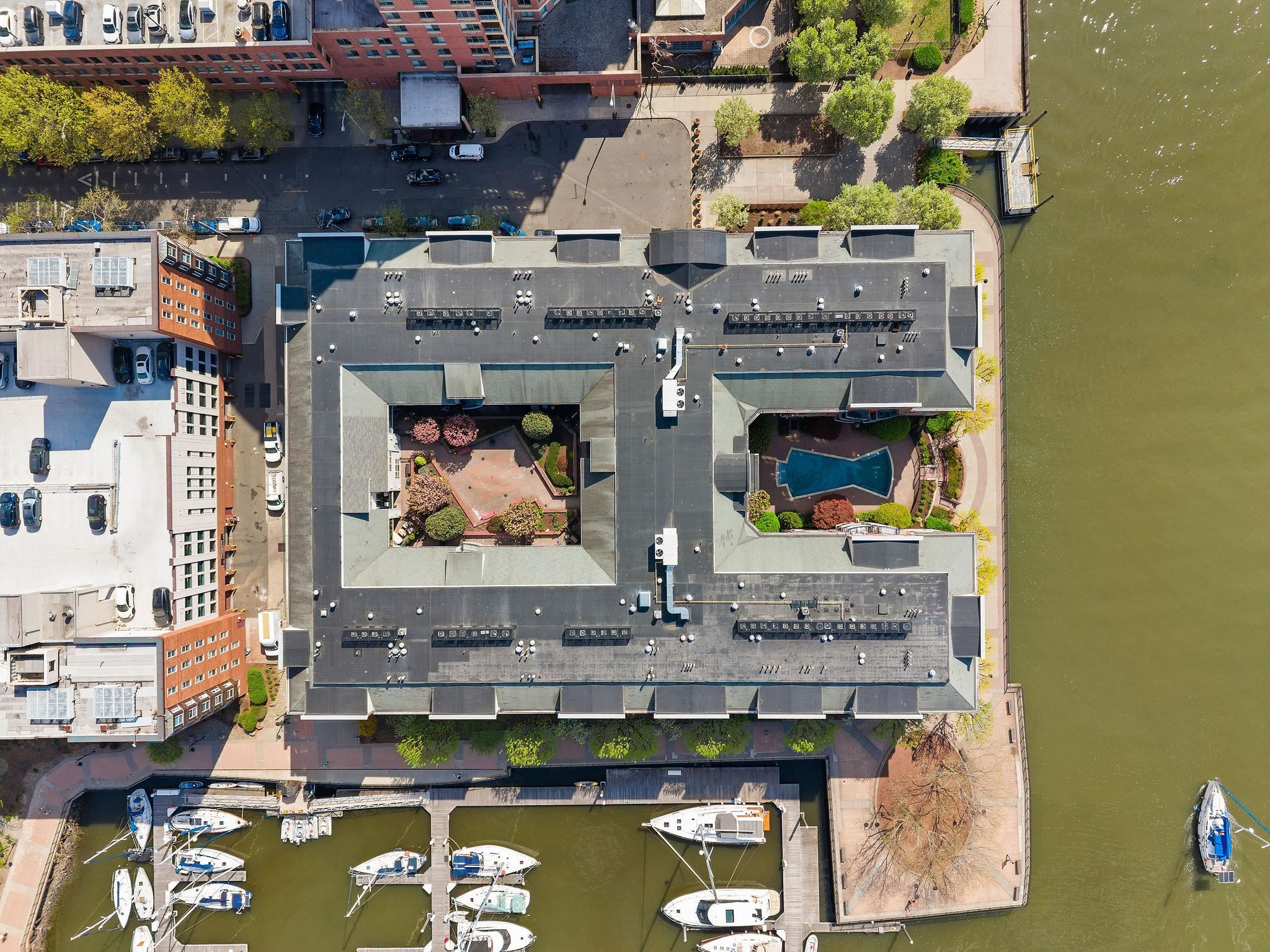 15 WARREN ST Unit: 218