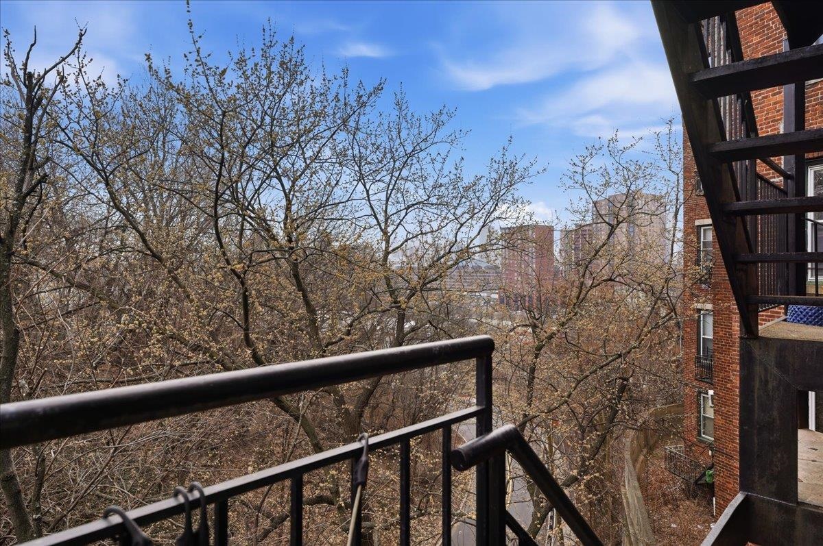 270 PALISADE AVE Unit: 2