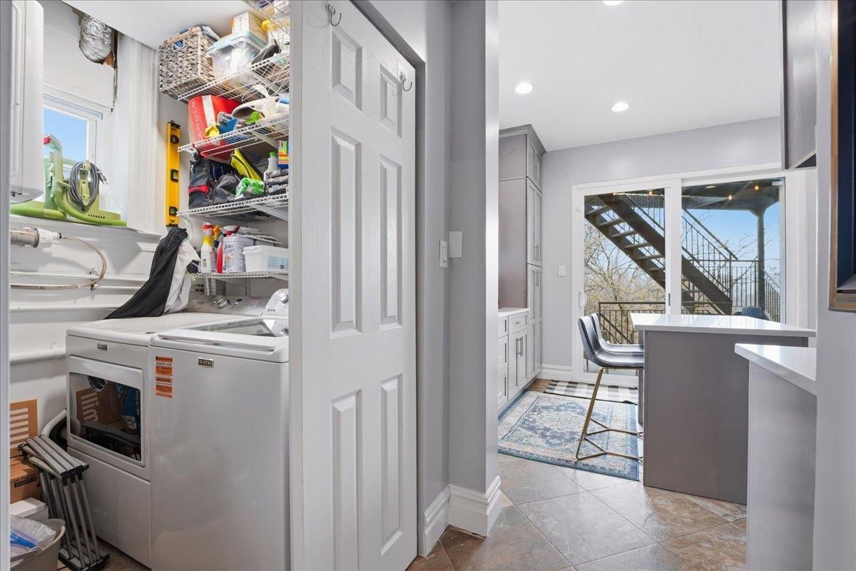 270 PALISADE AVE Unit: 2