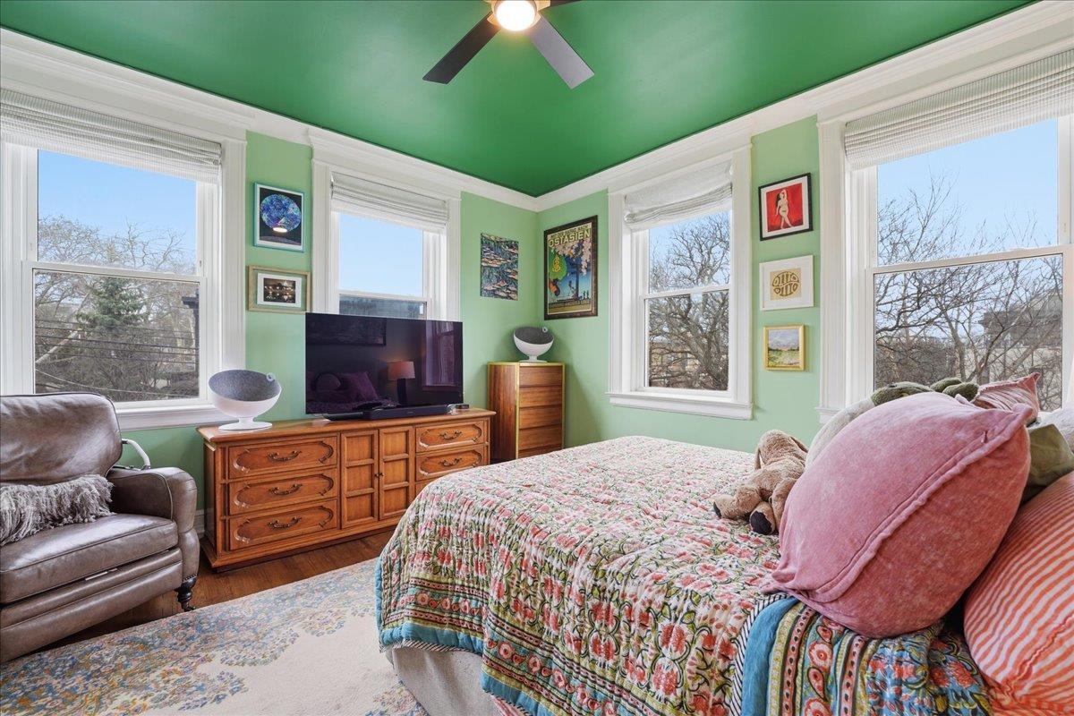 270 PALISADE AVE Unit: 2