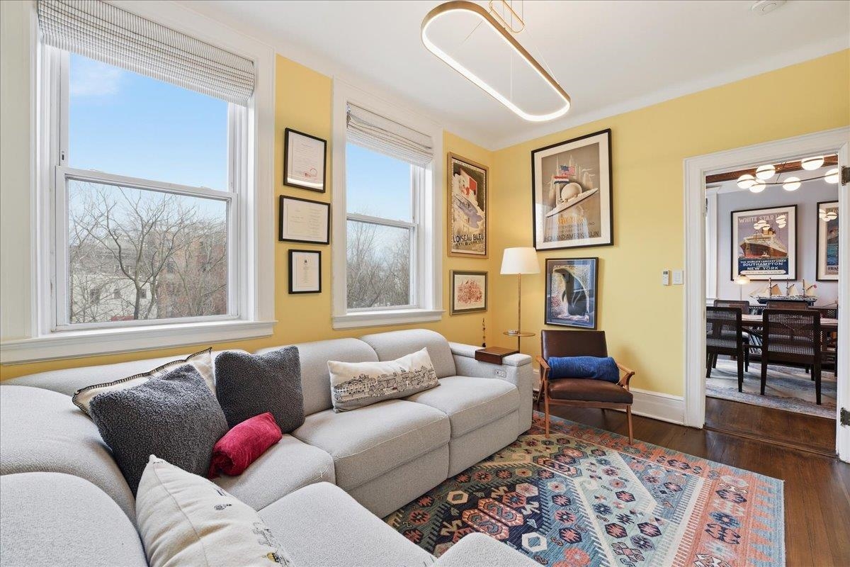 270 PALISADE AVE Unit: 2