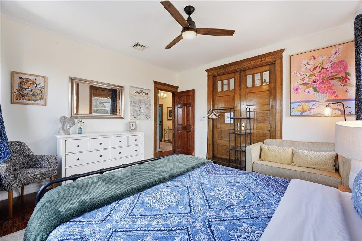 270 PALISADE AVE Unit: 3