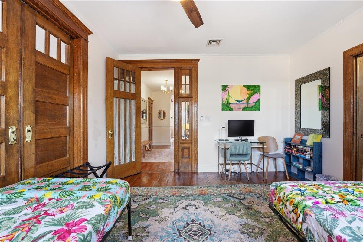 270 PALISADE AVE Unit: 3