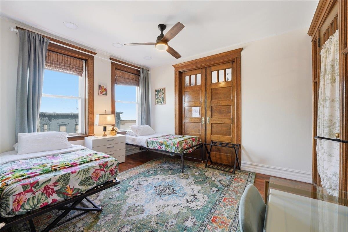 270 PALISADE AVE Unit: 3