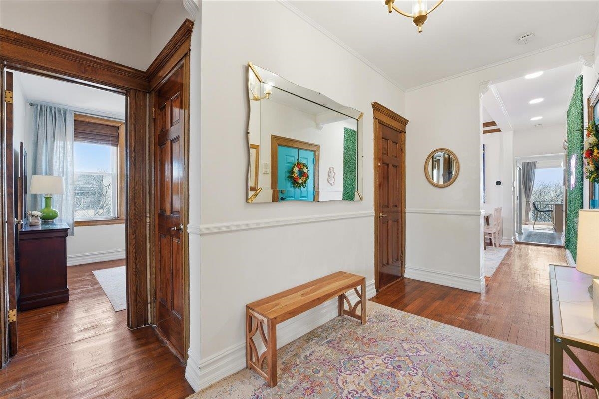 270 PALISADE AVE Unit: 3