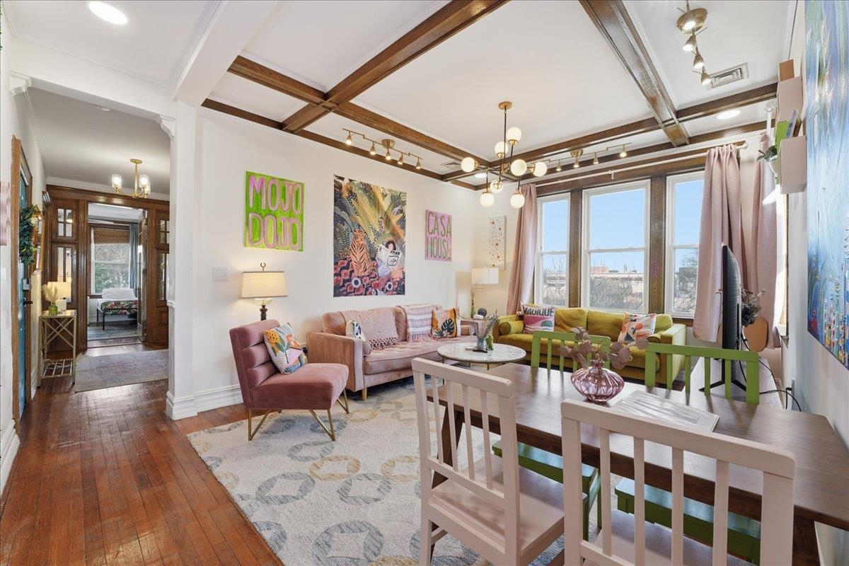 270 PALISADE AVE Unit: 3