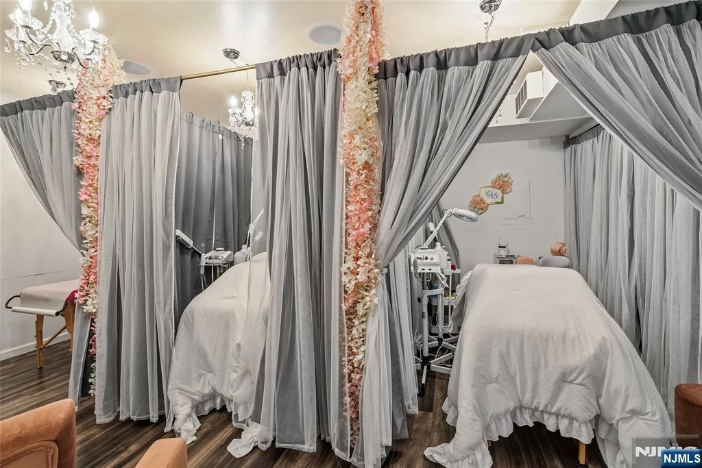 1 Ridgewood Avenue LL - 5