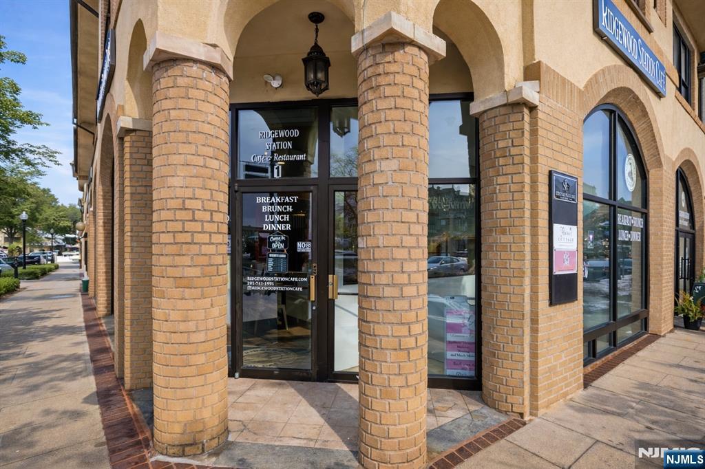 1 Ridgewood Avenue LL-8