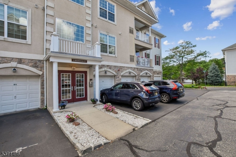 3 Bedrock Ct B3
