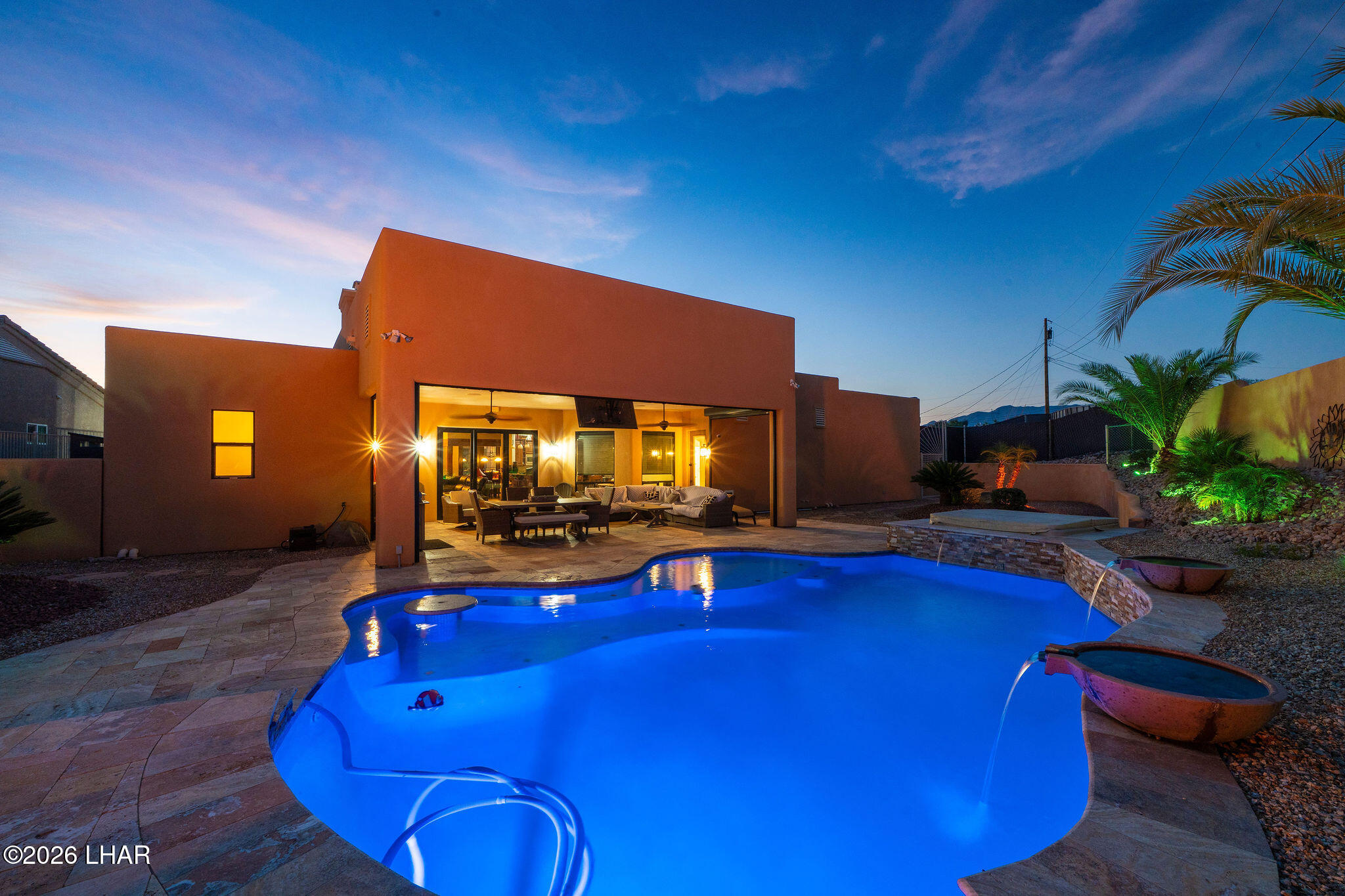3620 Parkview Dr