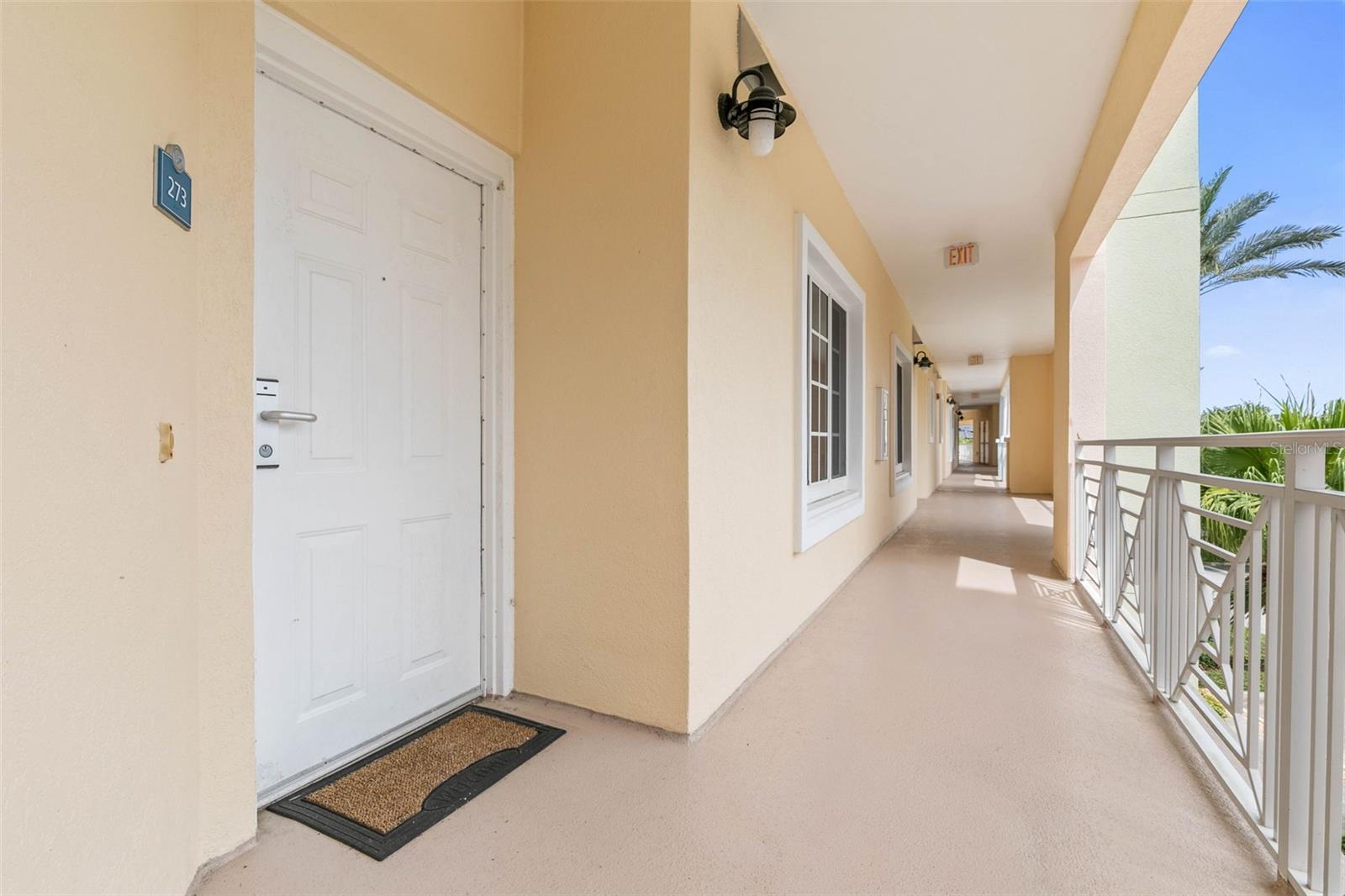 102 YACHT HARBOR DR #273