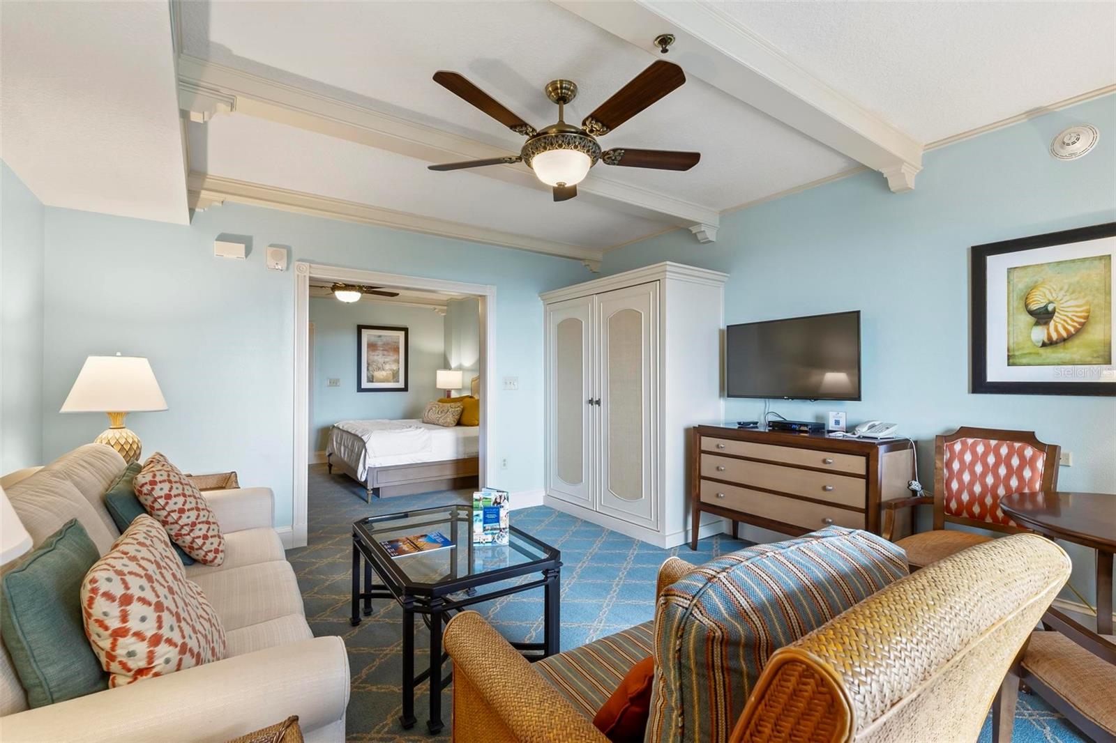 200 OCEAN CREST DR #427