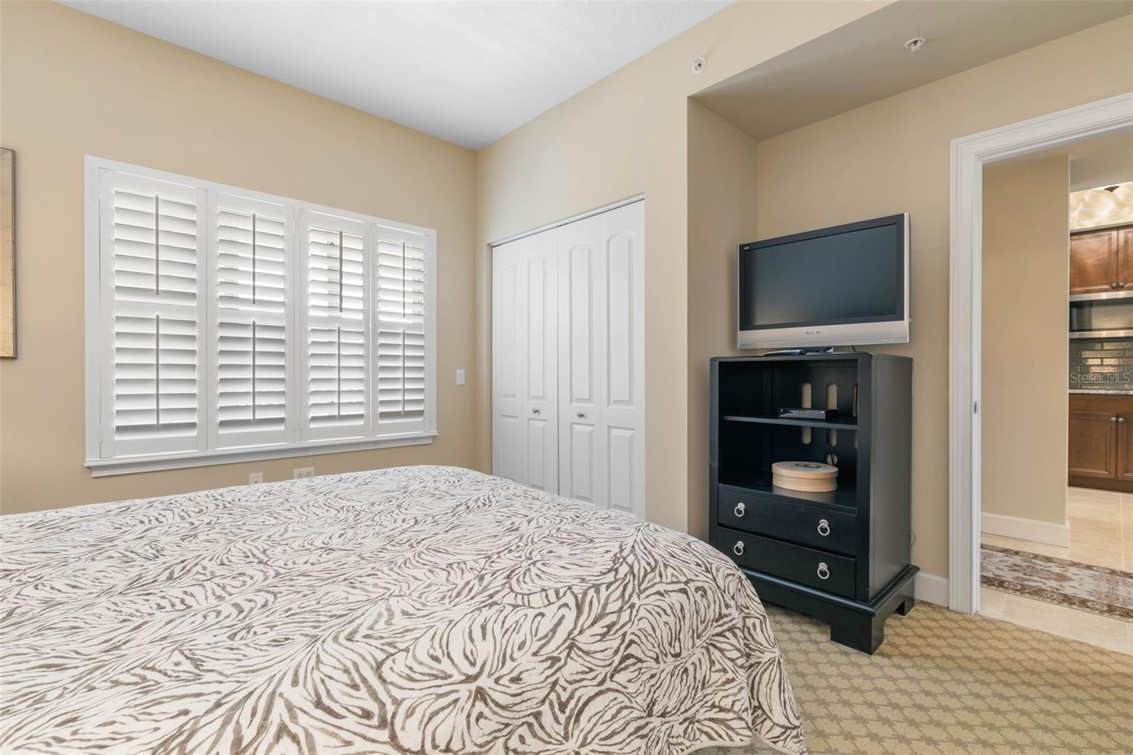 102 YACHT HARBOR DR #367