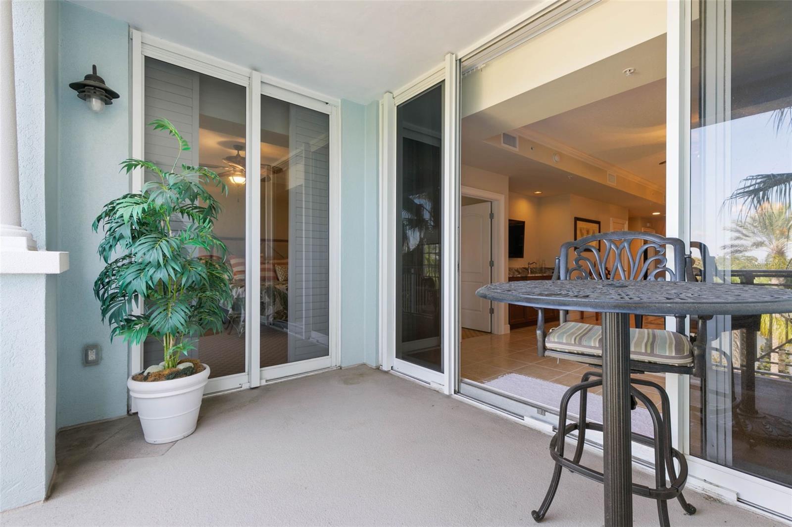 102 YACHT HARBOR DR #367