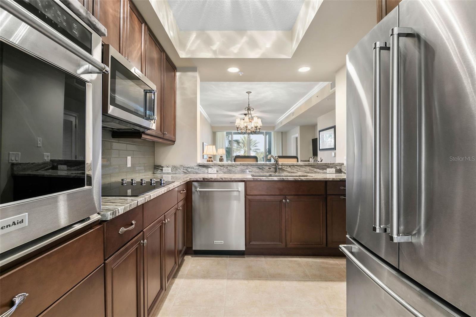 102 YACHT HARBOR DR #367