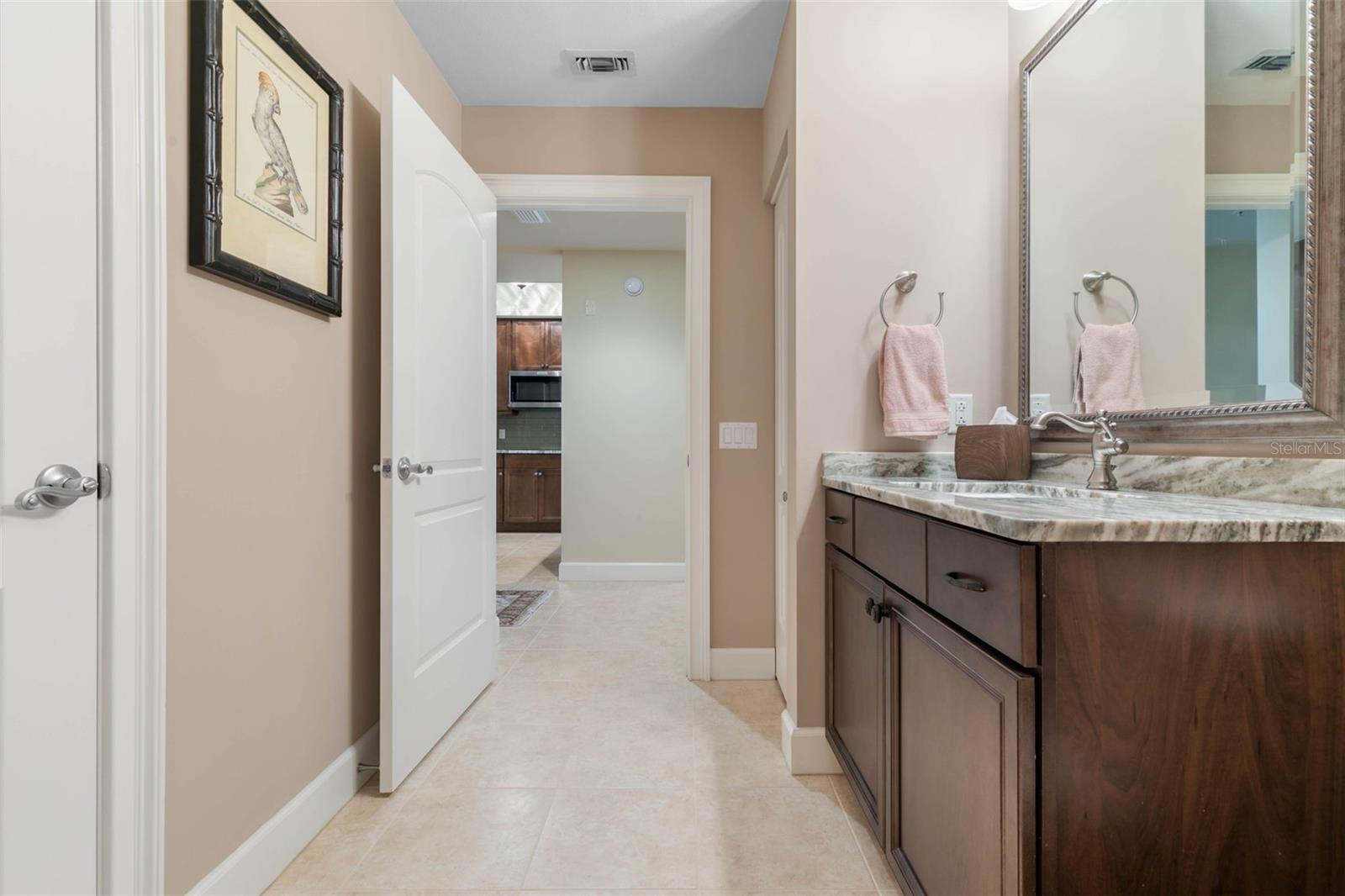 102 YACHT HARBOR DR #367