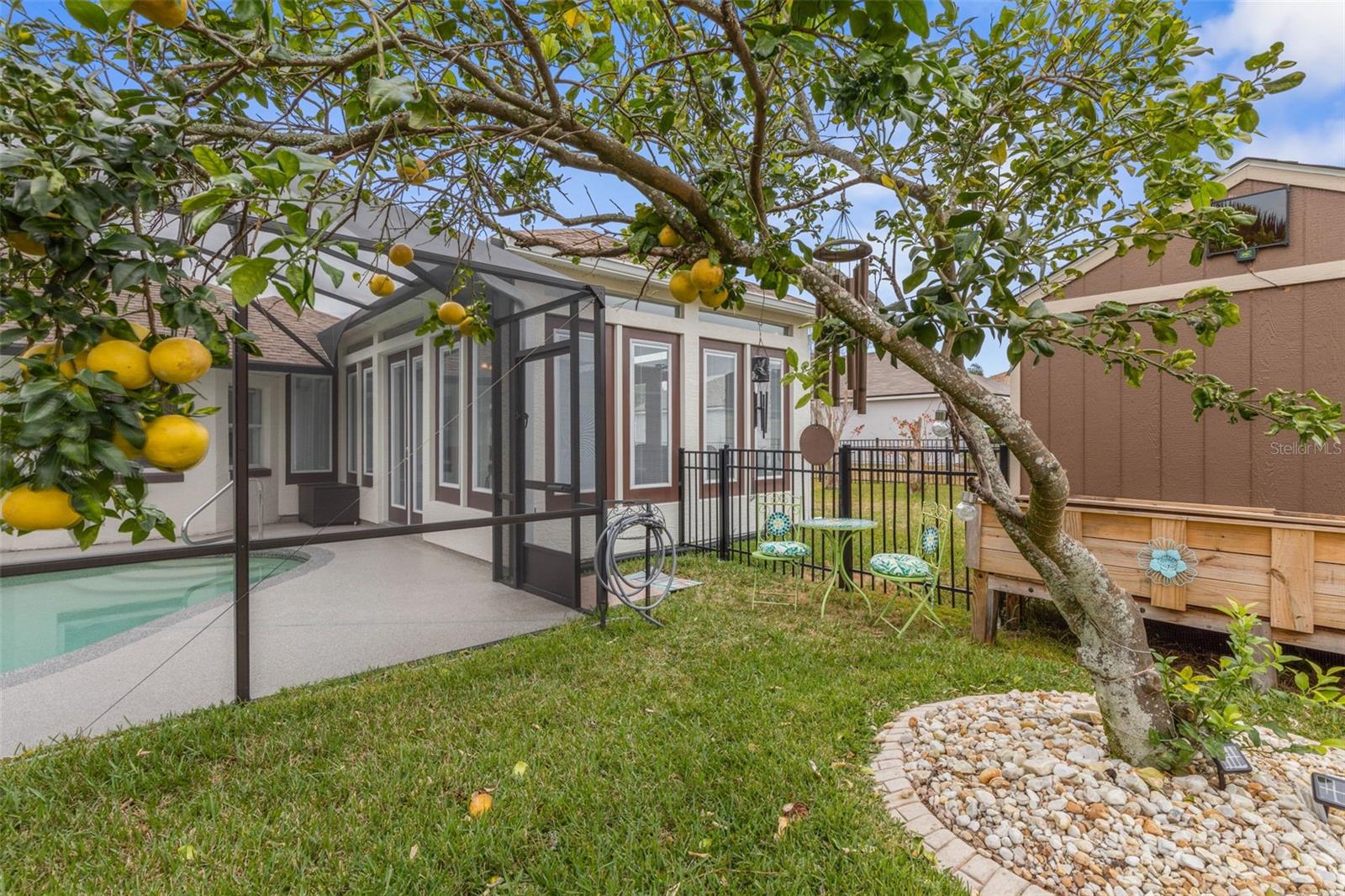 27 FLEMINGTON LN