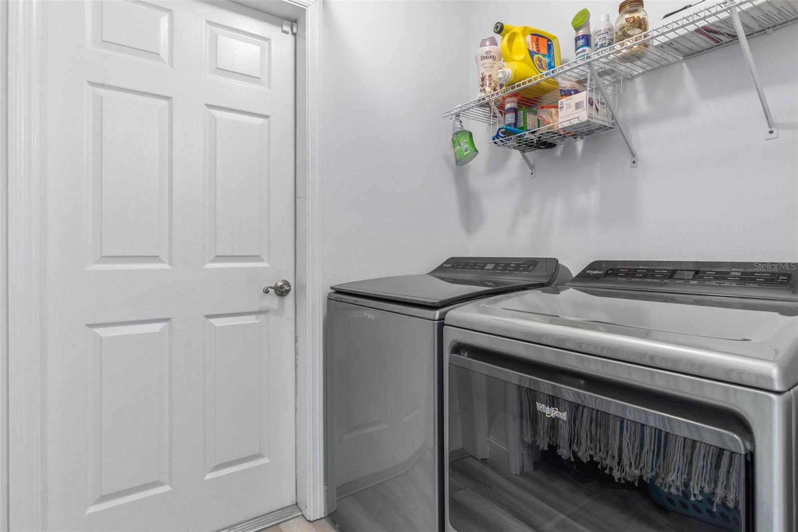 27 FLEMINGTON LN