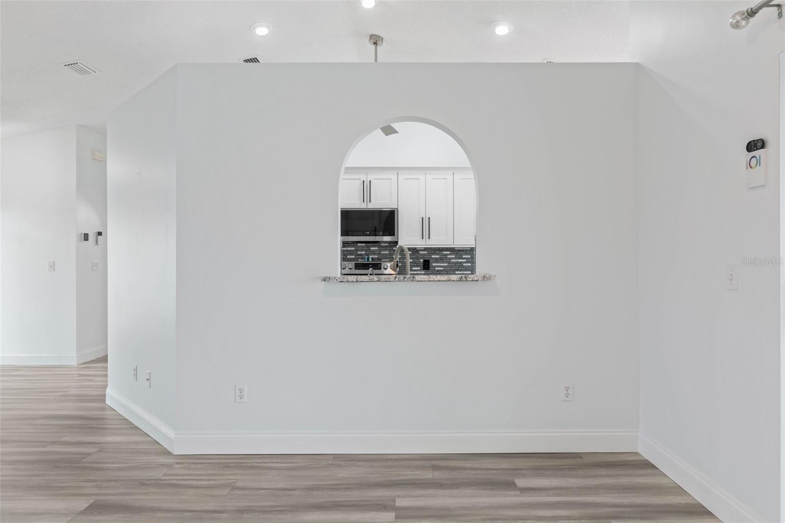 27 FLEMINGTON LN