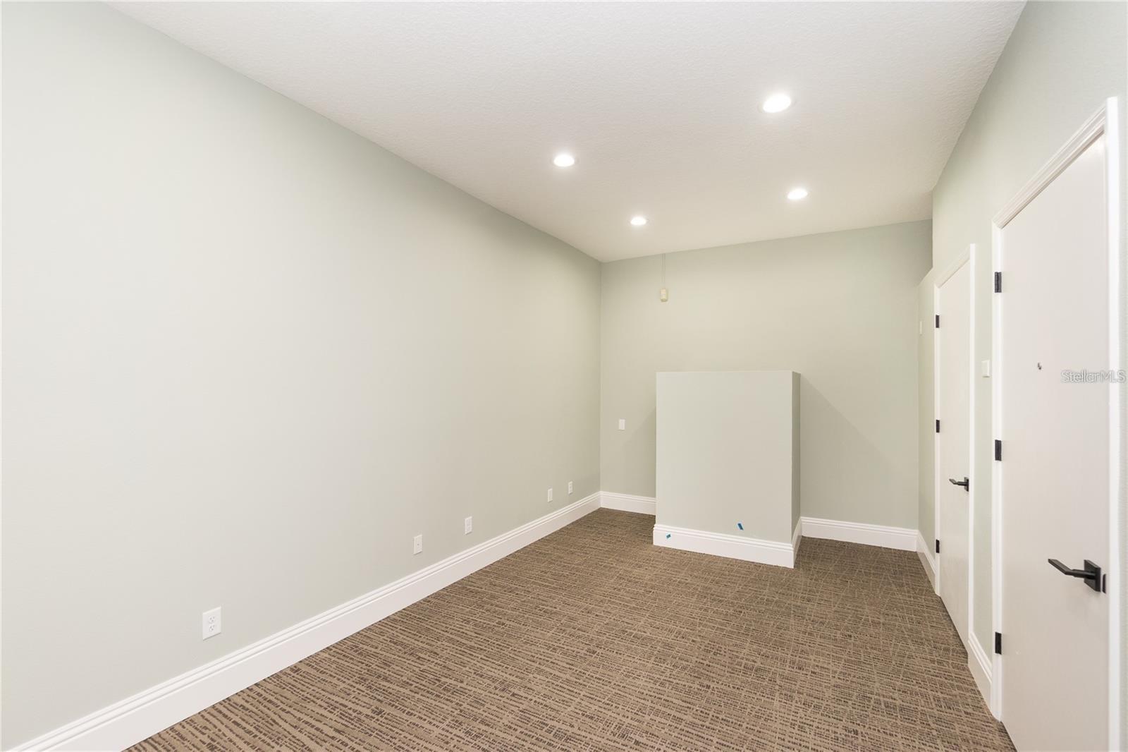 5182 OCEAN SHORE BLVD #3