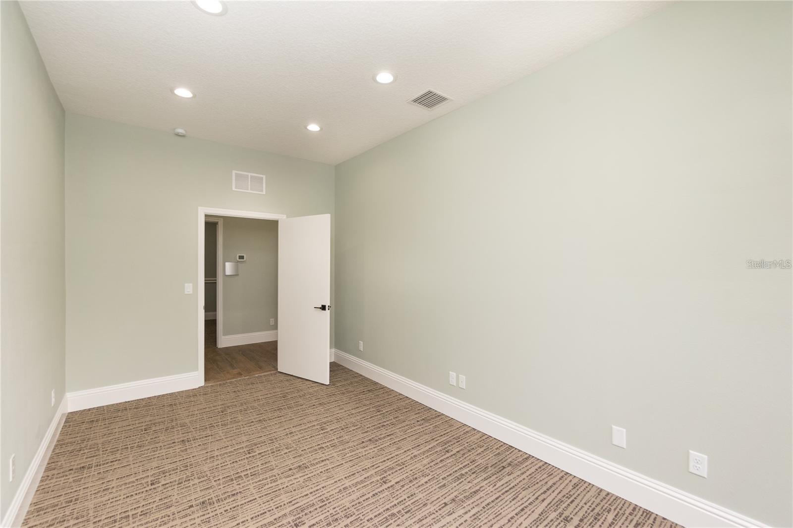 5182 OCEAN SHORE BLVD #3