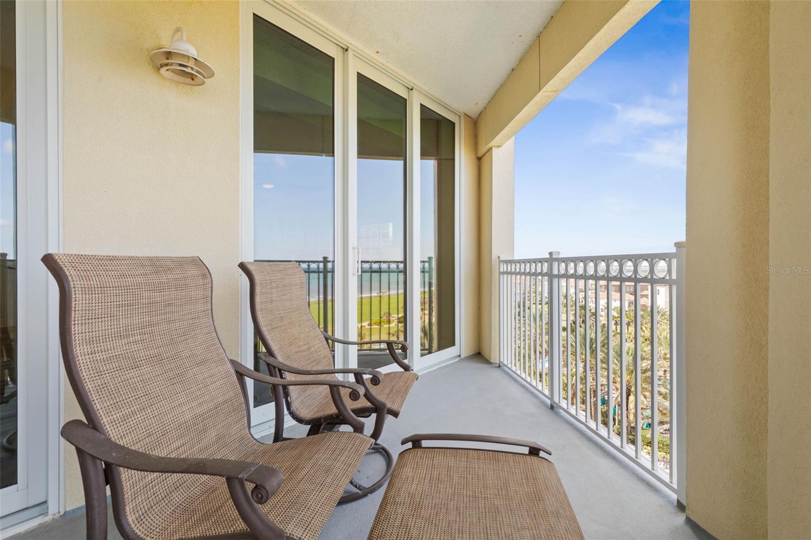 200 OCEAN CREST DR #610