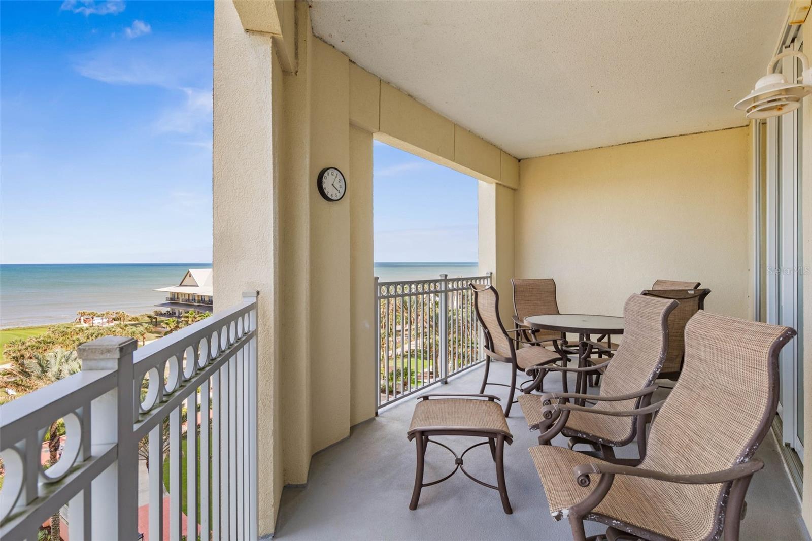 200 OCEAN CREST DR #610
