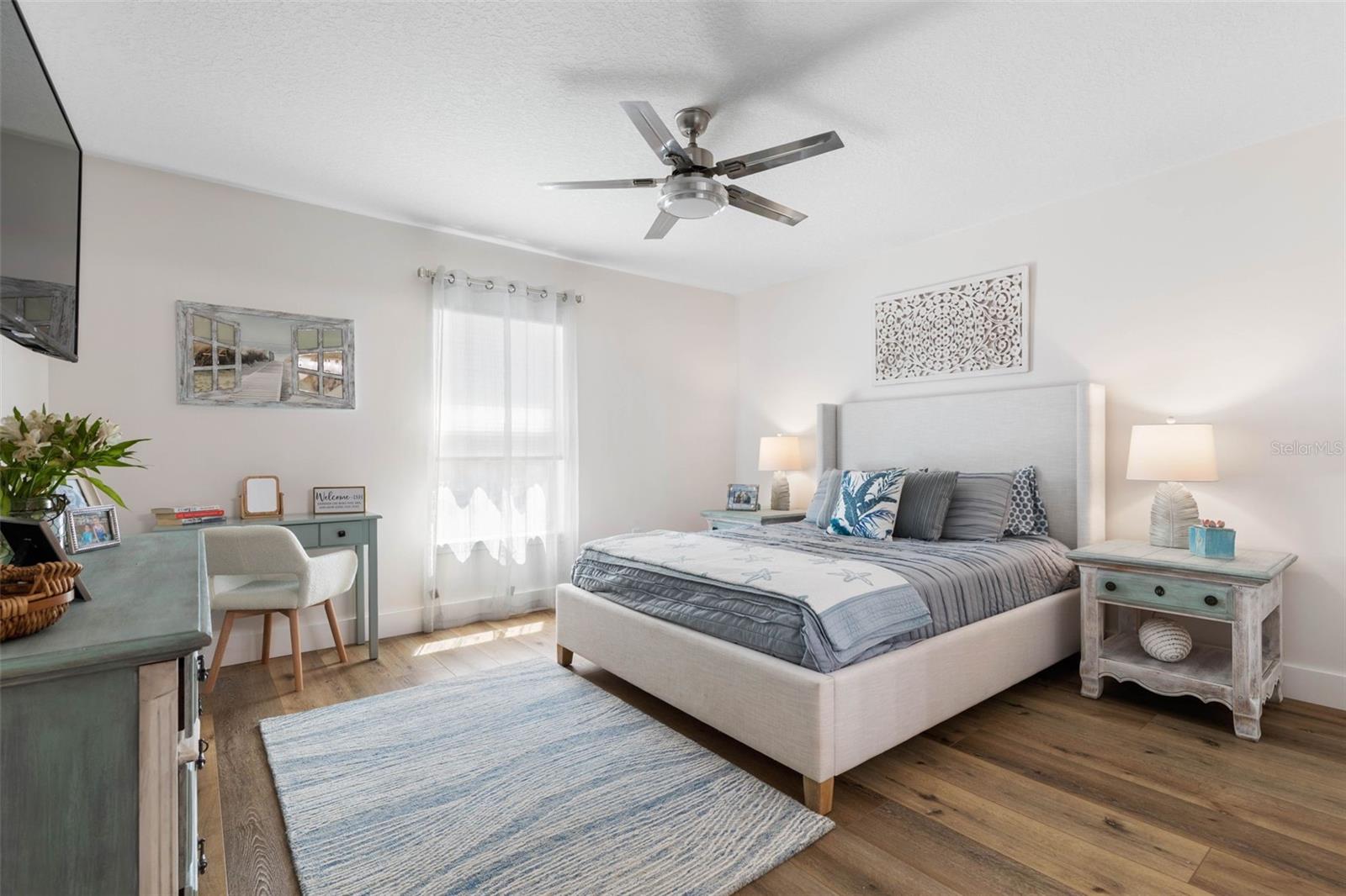 28 CINNAMON GROVE LN